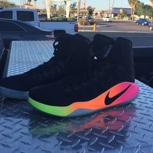 Mens Nike Hyperdunk Size 11 Men’s. Good Condition